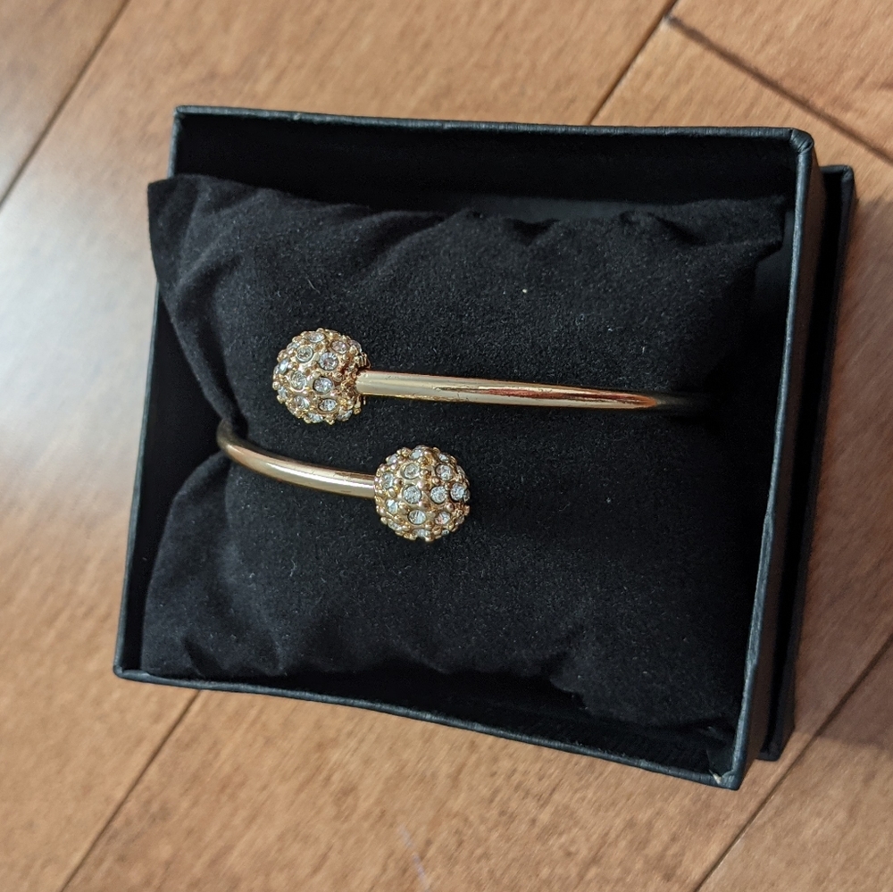 Gold Bracelet - Picture 4 of 5
